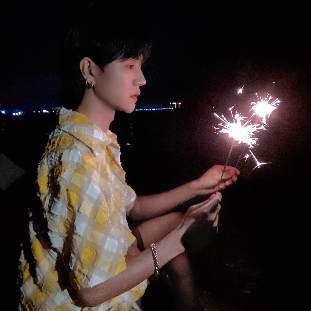 李朗热卤