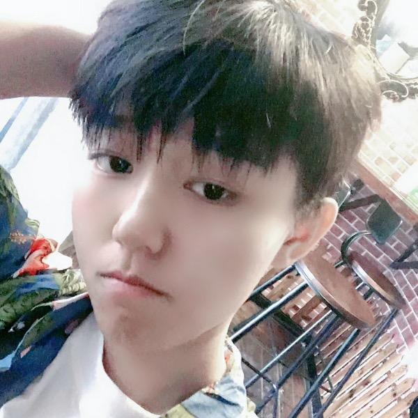 李潼