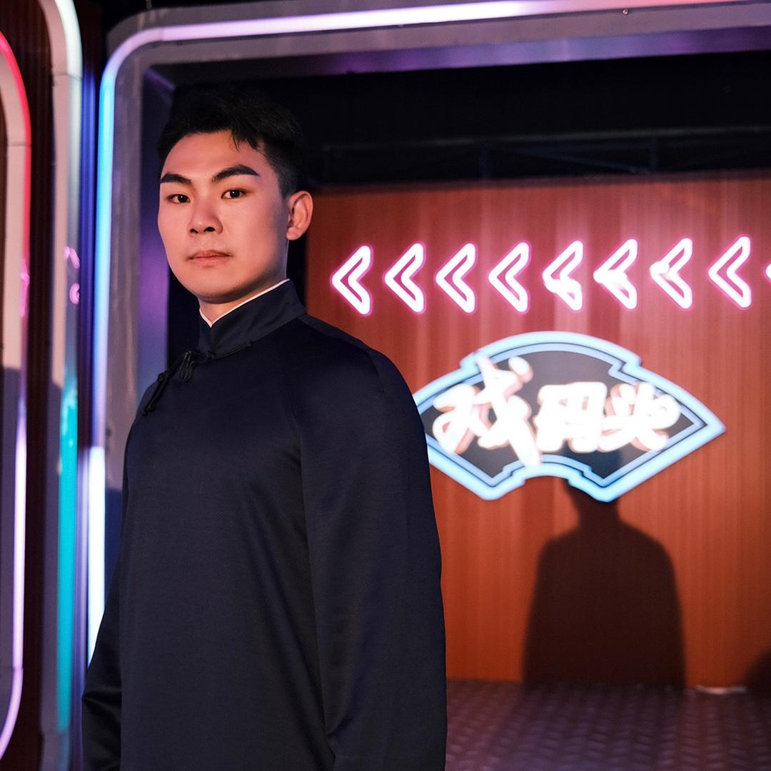 麒人 李烜宇