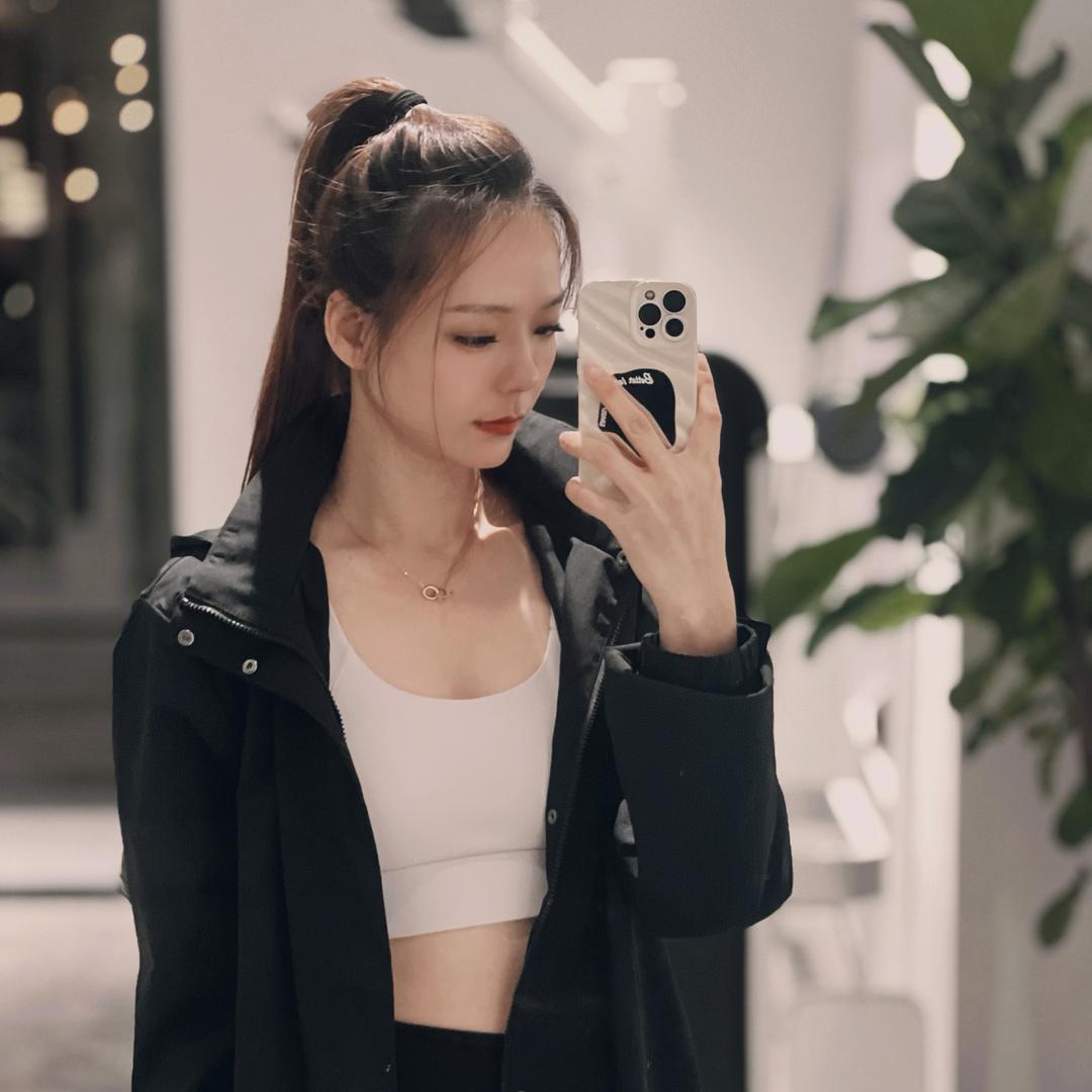 拿铁钦姐