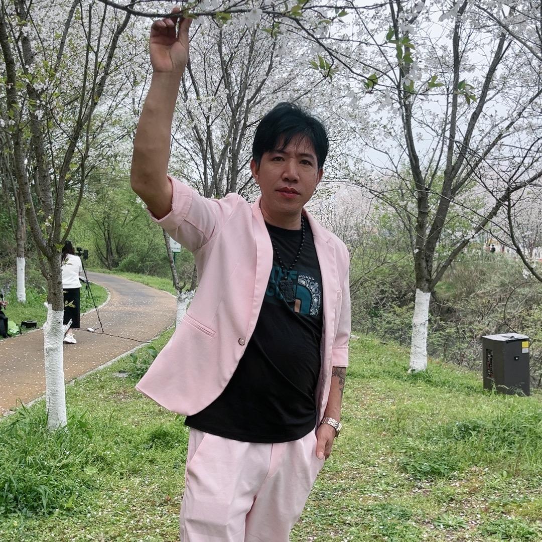 单身八金哥