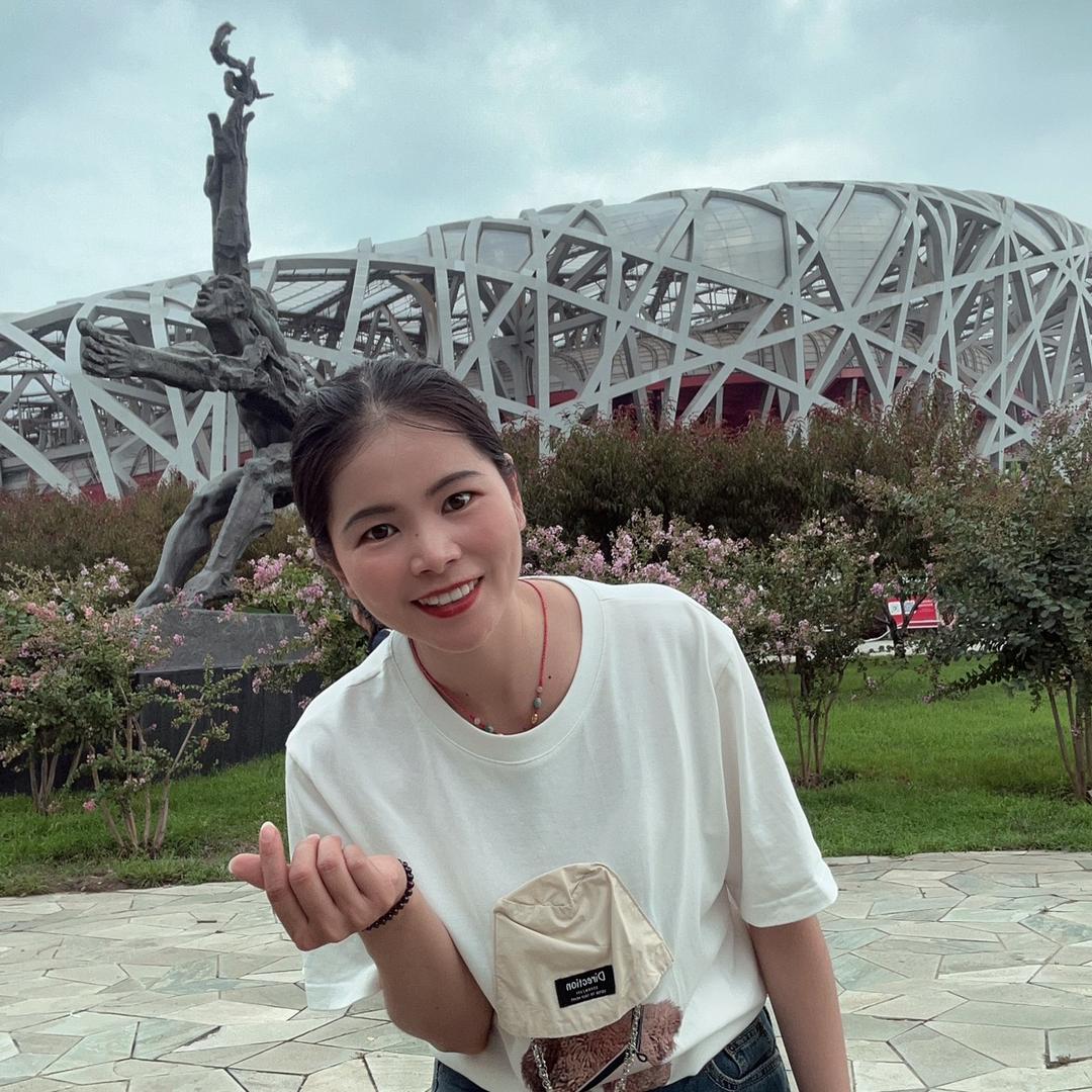 彩彩