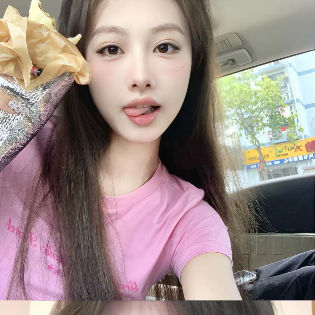 笨蛋美女.