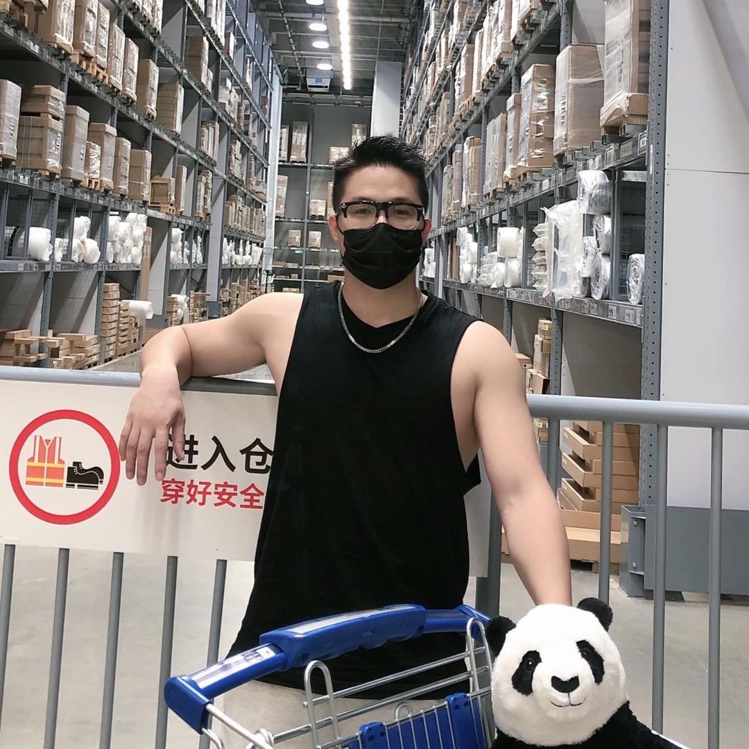 健身的香菜哥