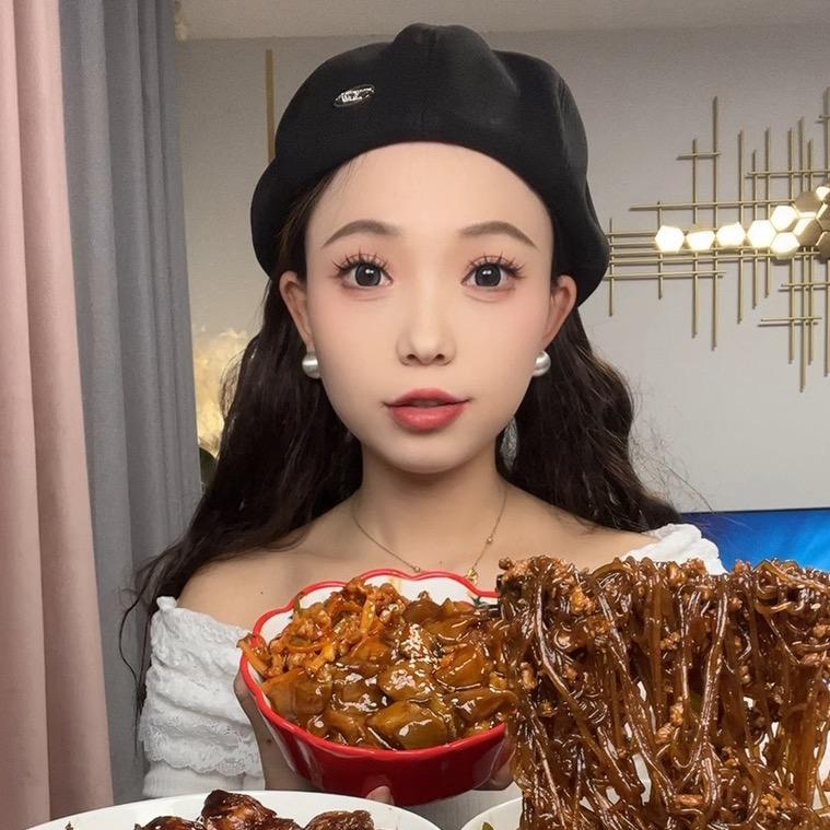 爱吃的瑞宝~（长视频）