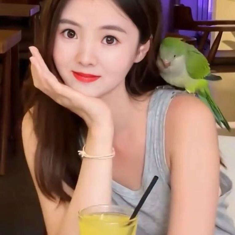 滨海【炫彩女王】内衣（小号）