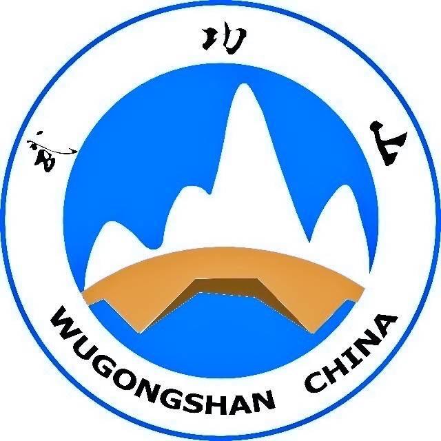 武功山半望山民宿小哥