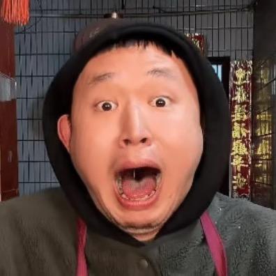 名模坤👠（是美的呀）