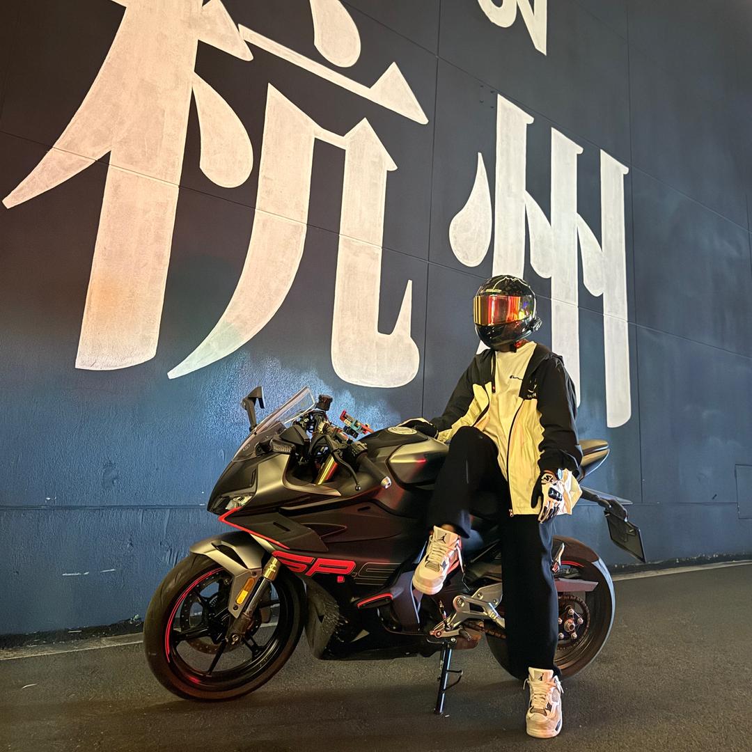 特斯拉技师&SAMrmao