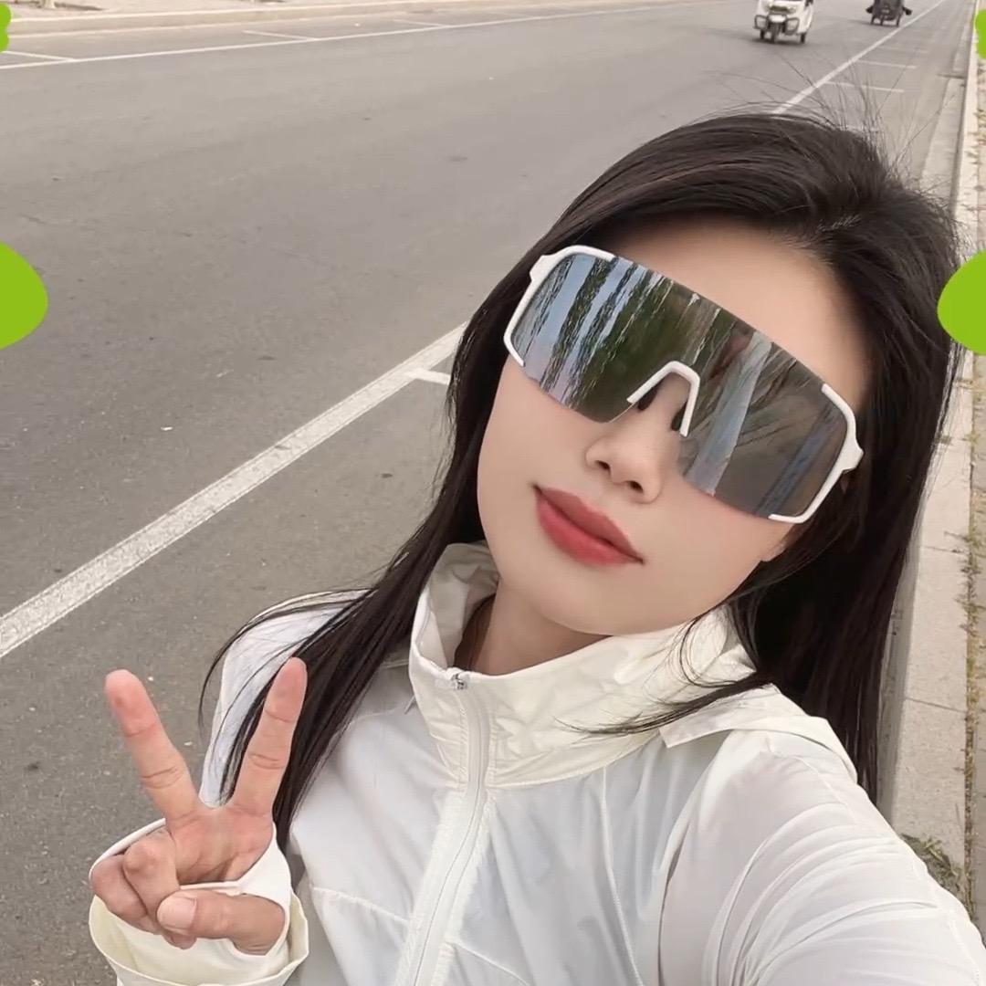 宋宋℡（努力向上⬆️）