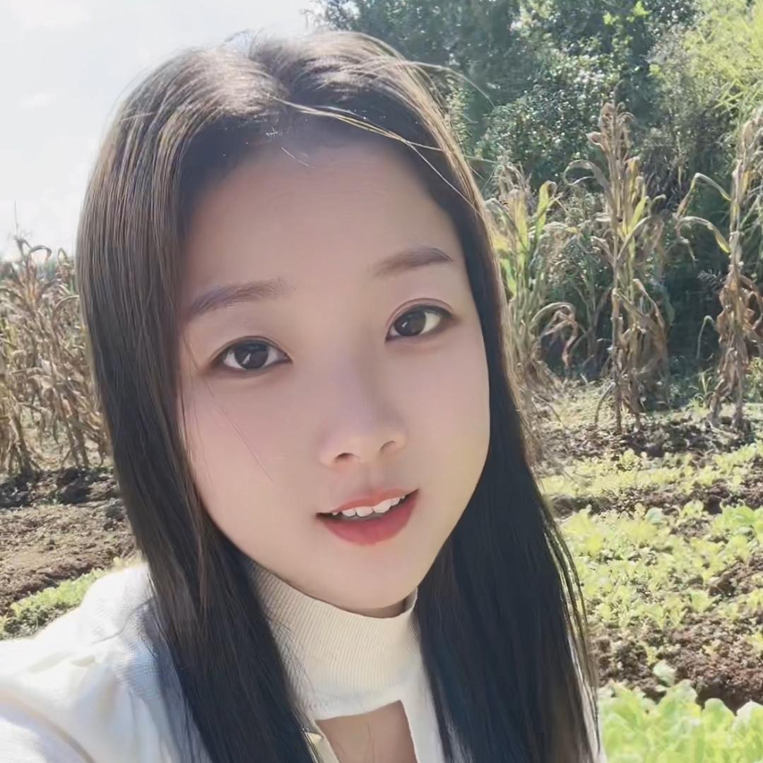 李冬梅（昭通丑苹果）