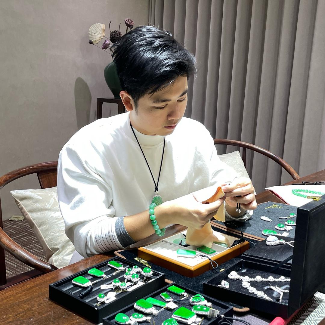 力权手镯定制