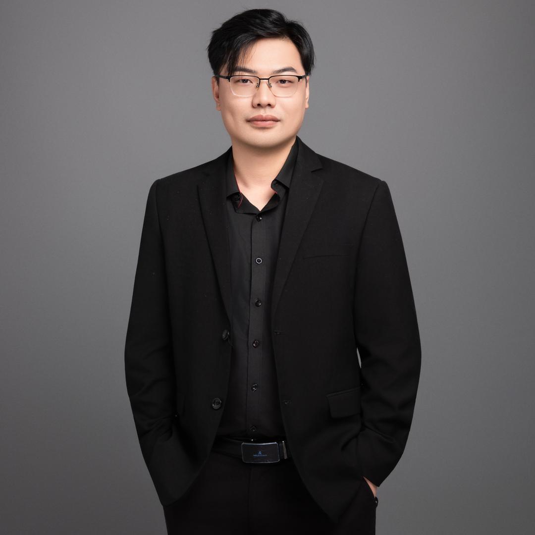 明亮的明