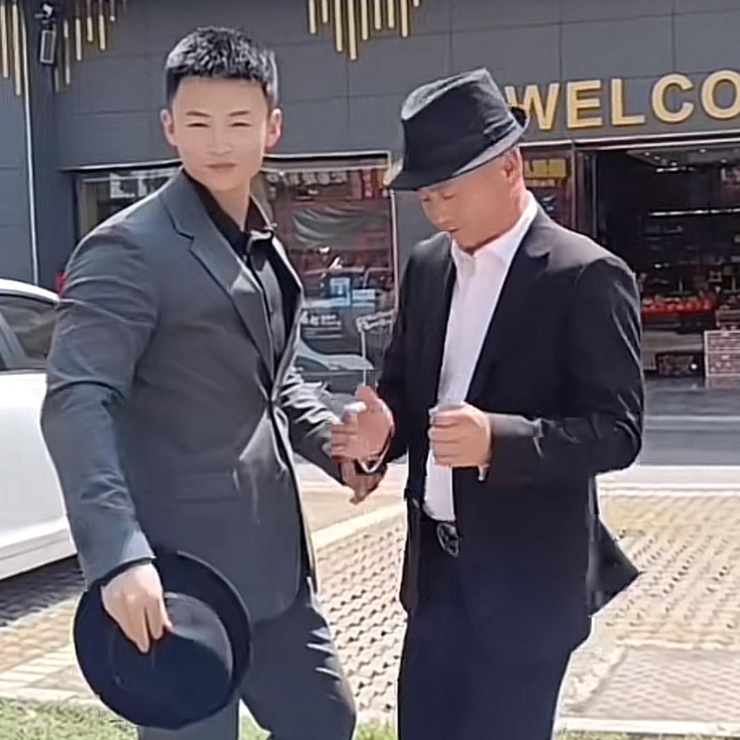碧桂园万人迷超市