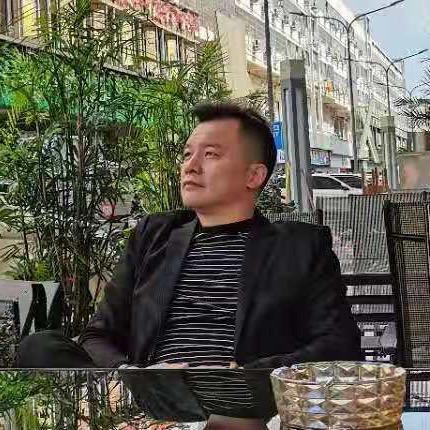 台球李老板