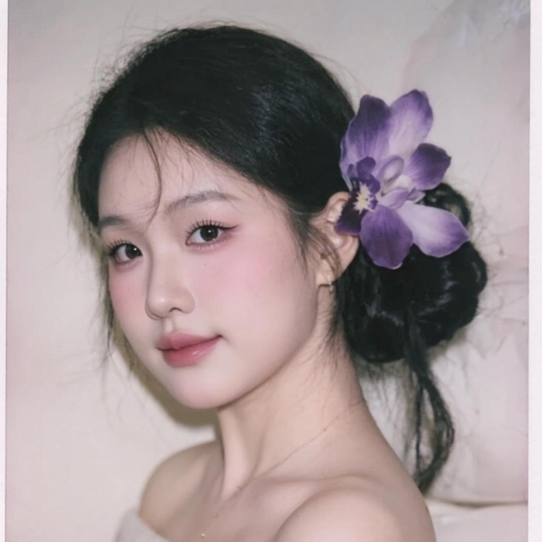 黄杨梅江西饭店老板娘