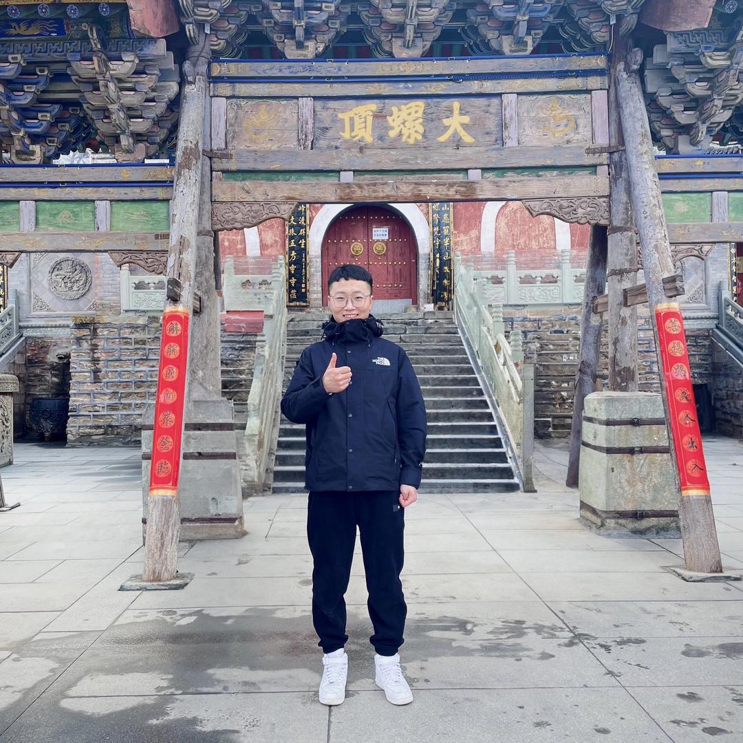 碳水指挥官  ·  李跃荣