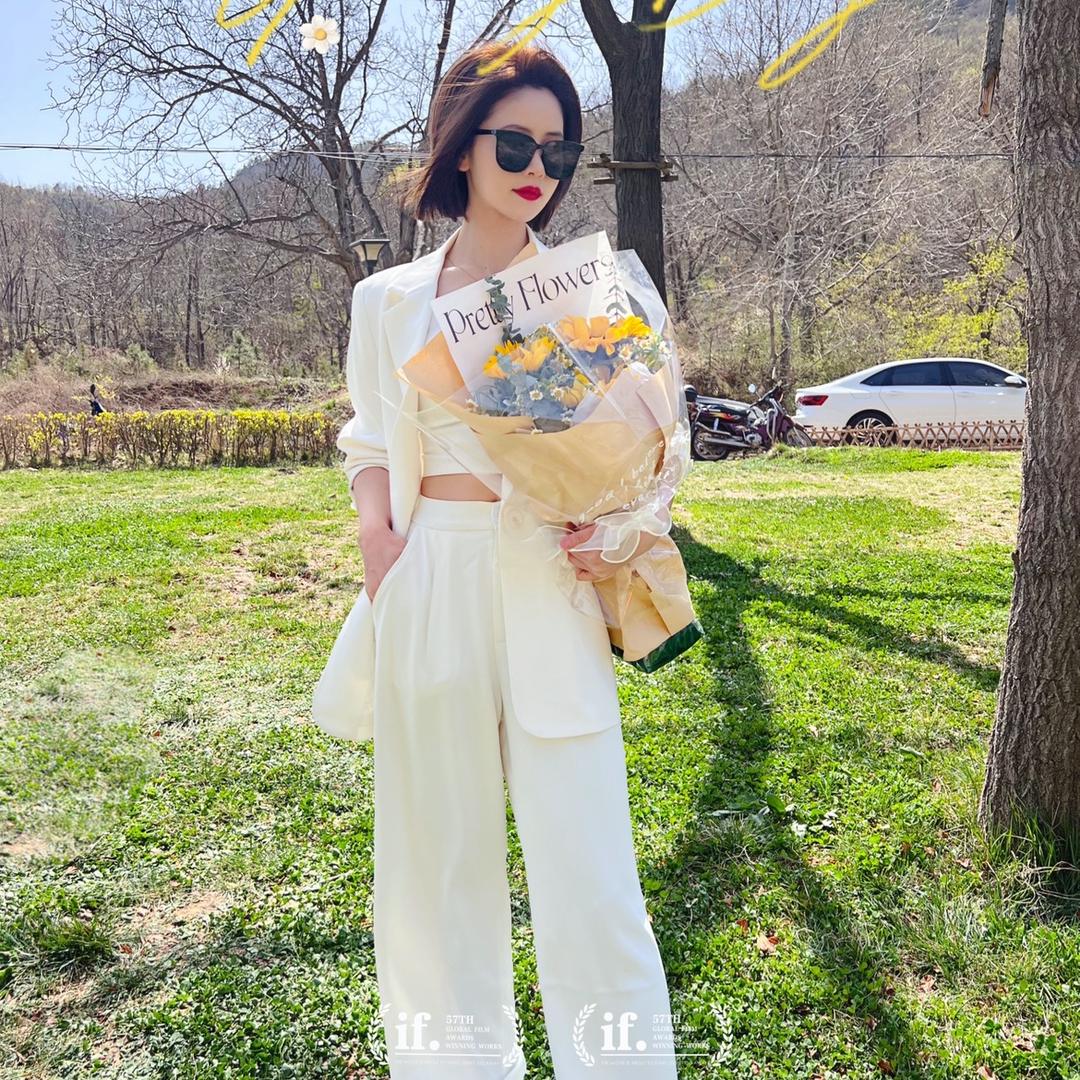 偶尔躲躲乌云☁️