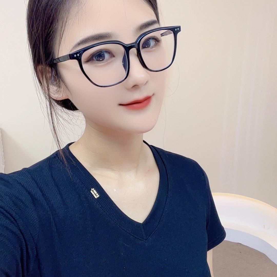 鸿琳棉麻服饰