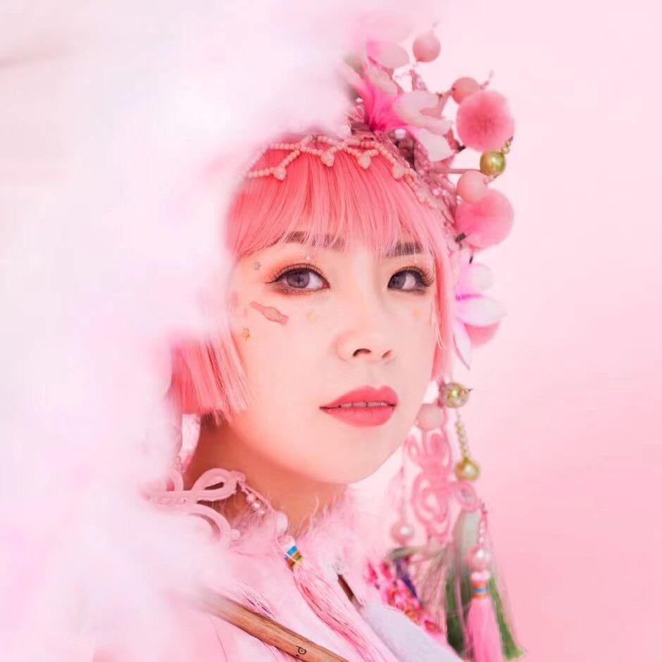 易岄师姐W