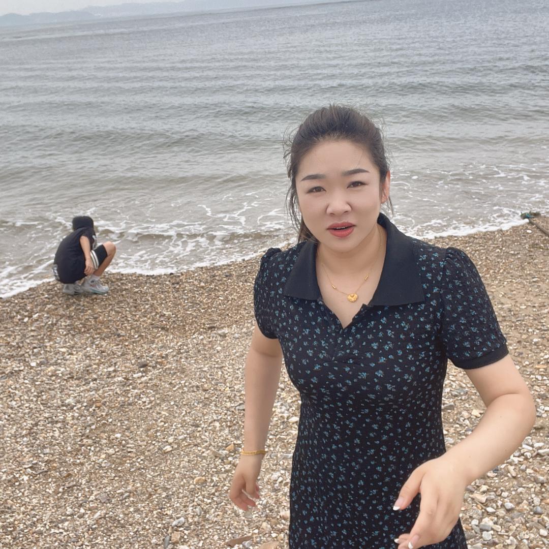 张丑丑的美甲美睫店（邱家14 栋）