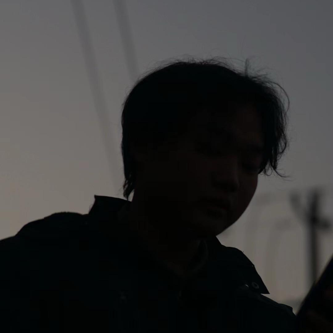 脖兰尼佧