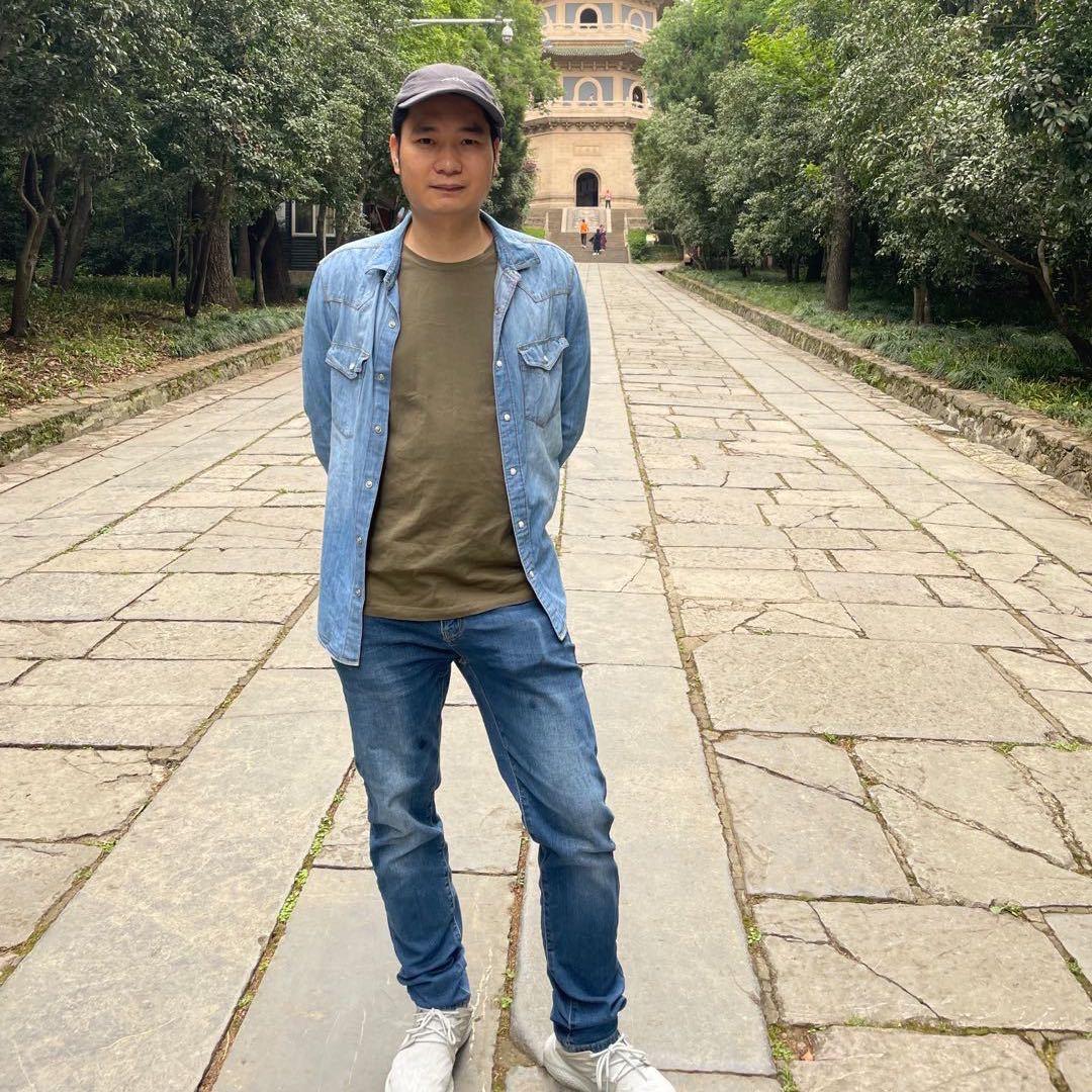 做水果酒的厨师