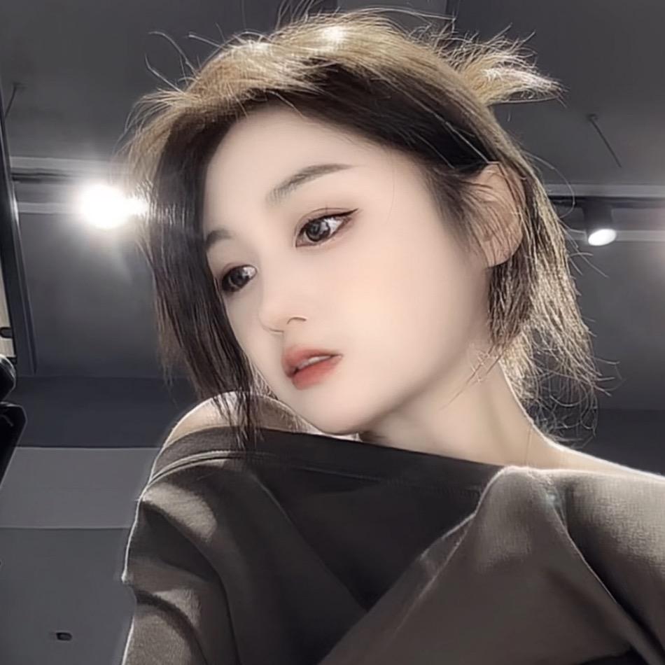 利丽💋