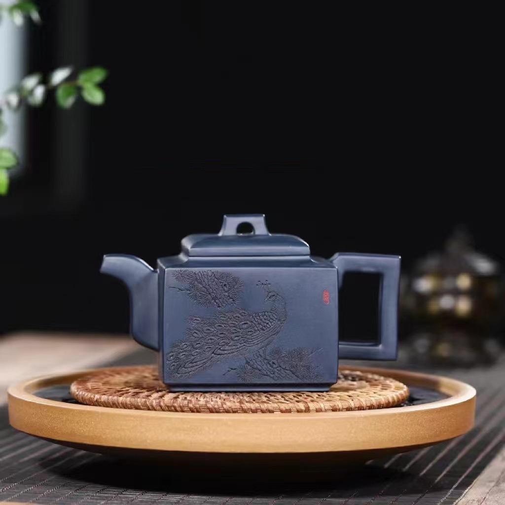 狮如博恩紫砂专卖店铺