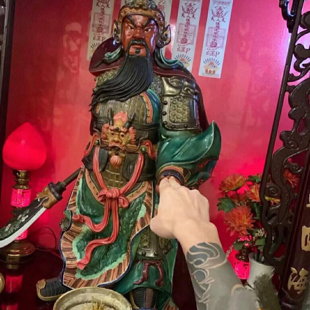 杰仔^.