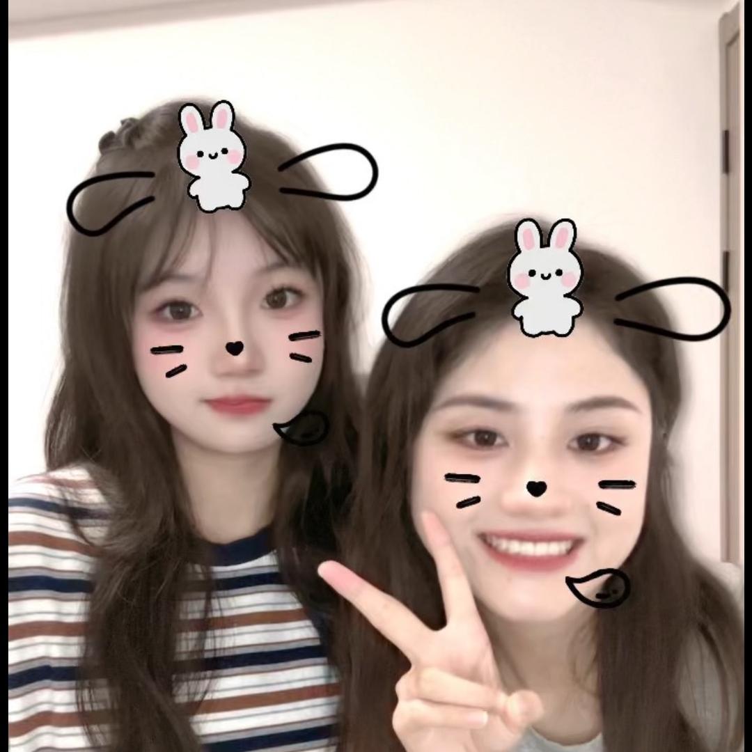 发呆女孩