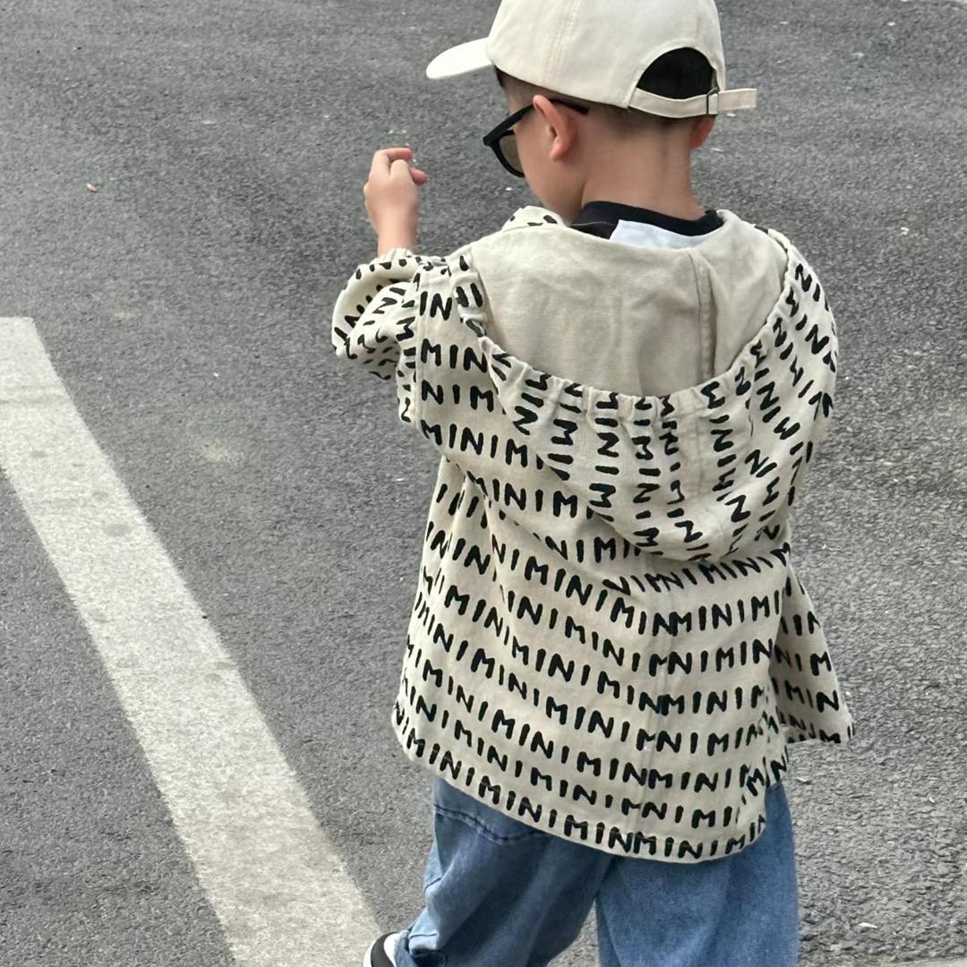 劉；