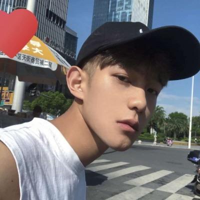 小辰吃不饱呀