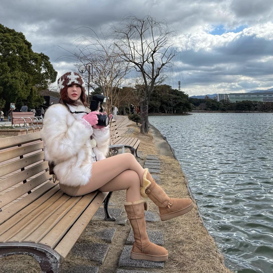 崽崽 Laurie Ao