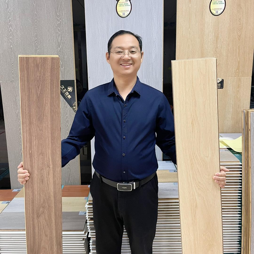 武汉久王地板工厂（万海涛）