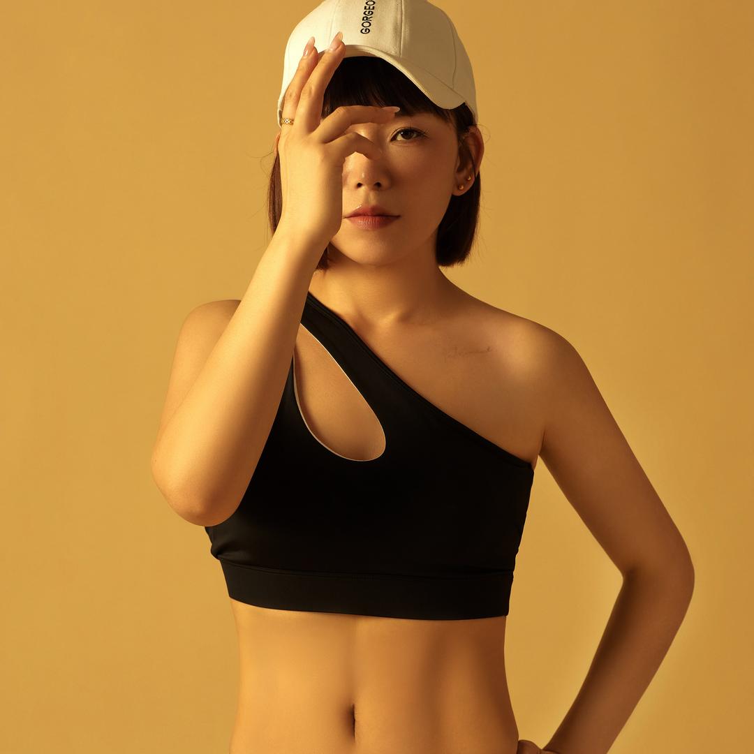 幽兰女子健身馆—柳柳