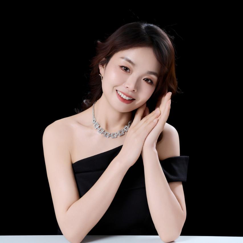 开托管的小张老师