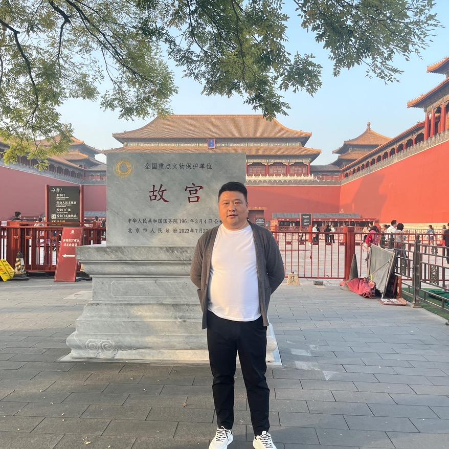 开心的人