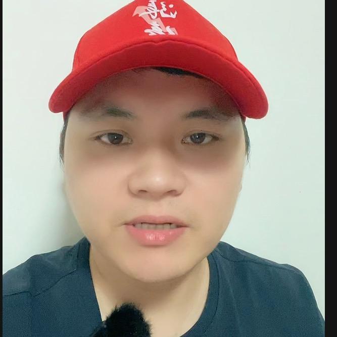 红帽子九哥