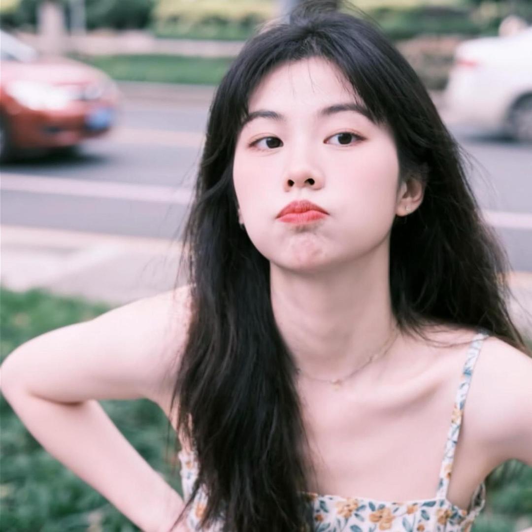 不发脾气只发财丶