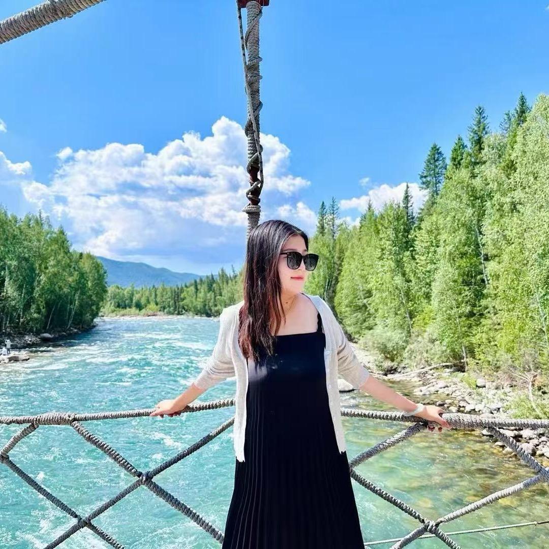 三三的杂货铺💕