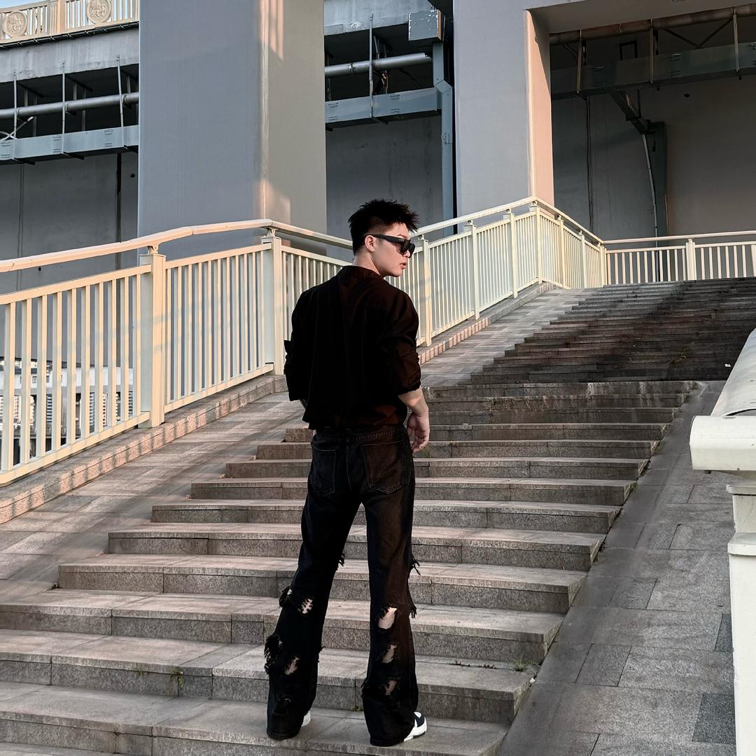 会魔术的托尼颜