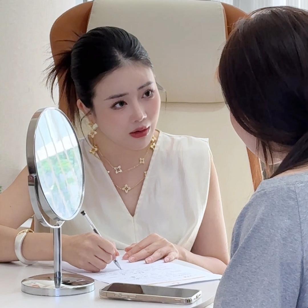 美莲专业毛发管理小向姐姐