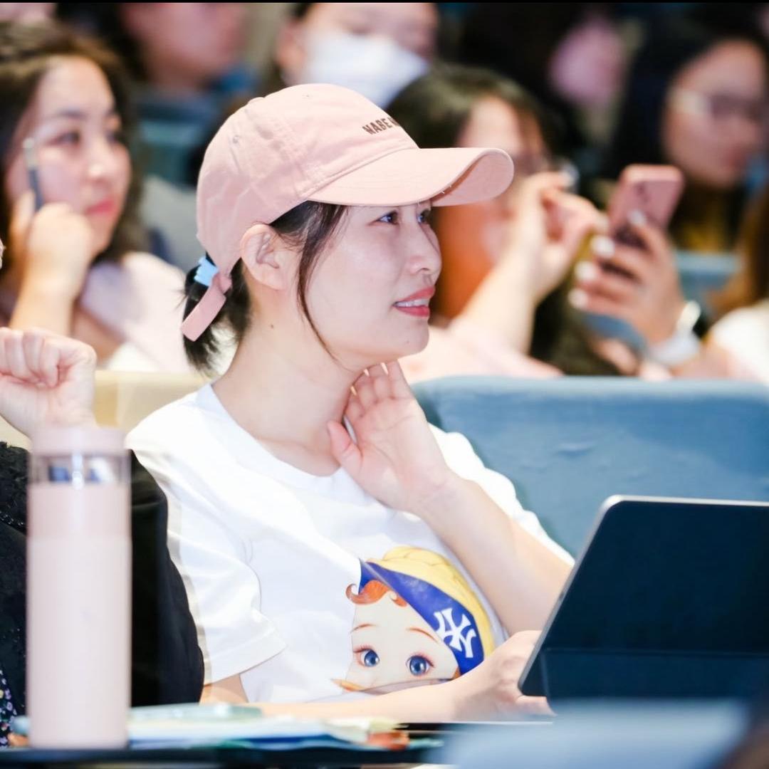 欧诺• 我们英文阅读馆