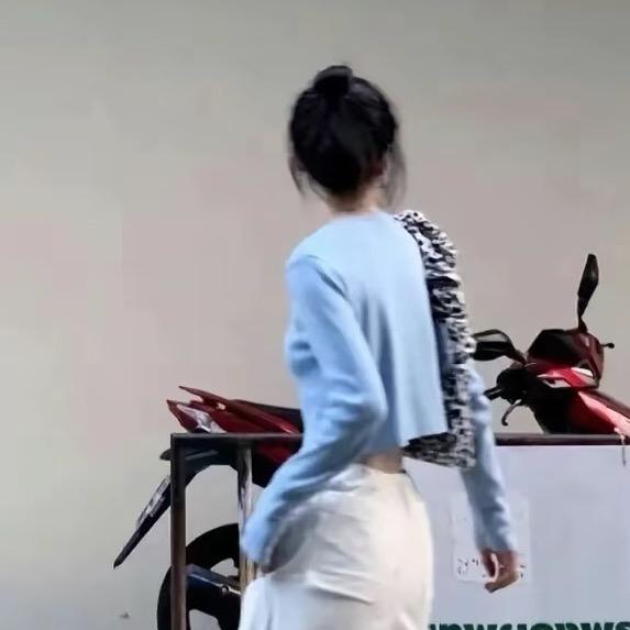 L..
