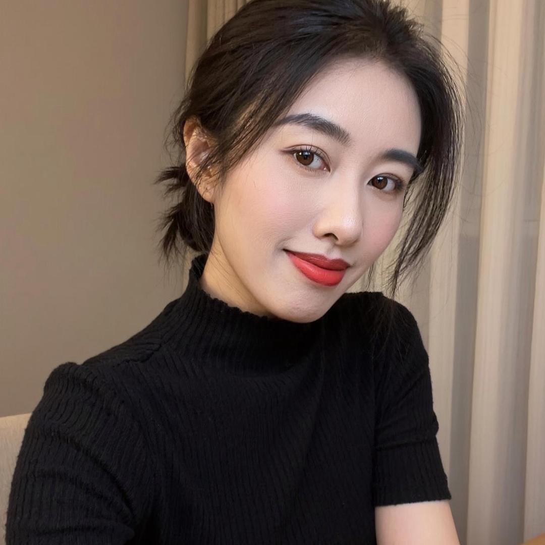 @嘉嘉（女汉子）