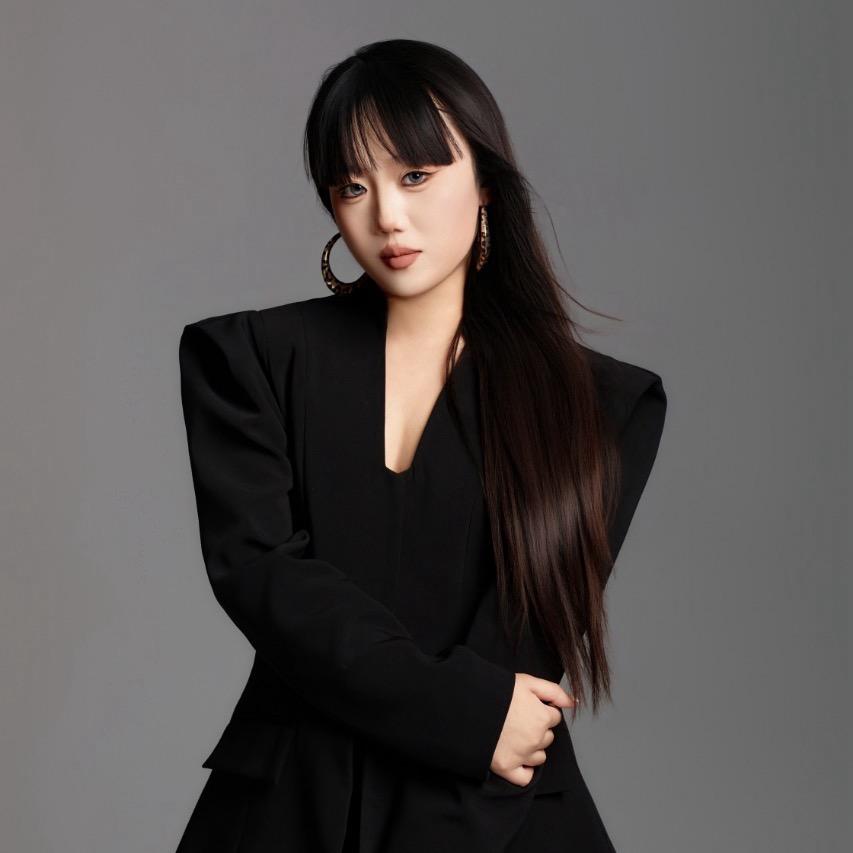 赫美化妆培训学校～十一老师