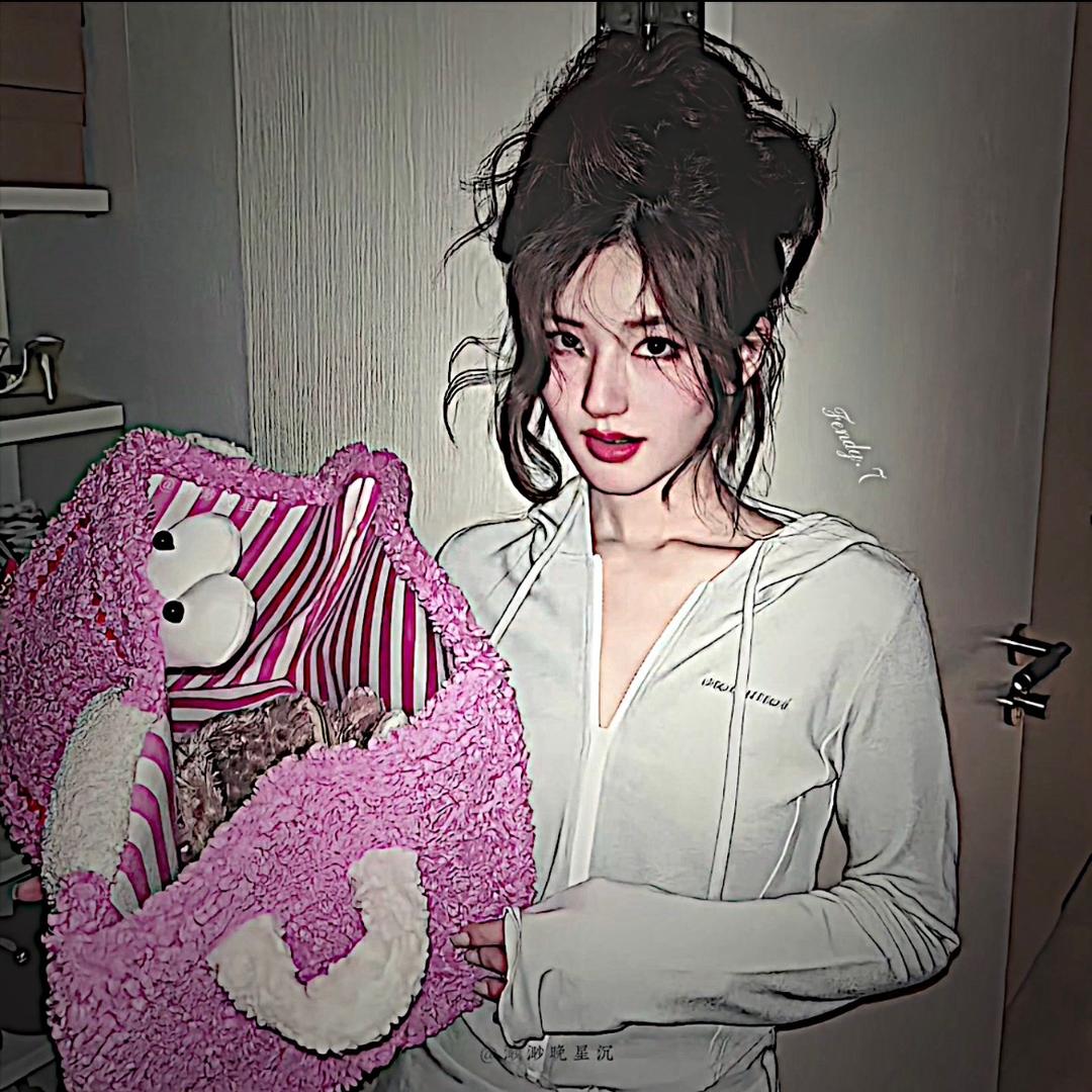 𝙁𝙚𝙣𝙙𝙮.𝟳