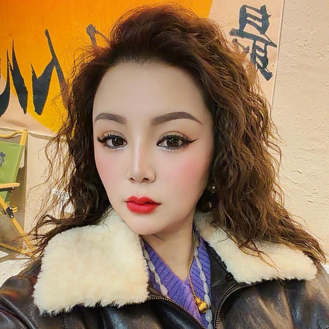 淡🌼然一笑🌻