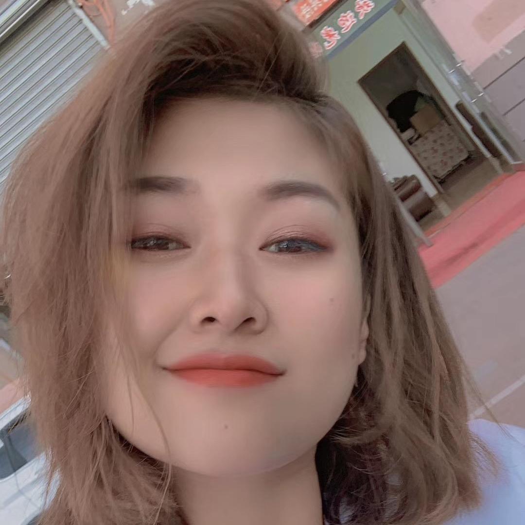 桥洞熏肉大饼老板娘(立山店)婷婷